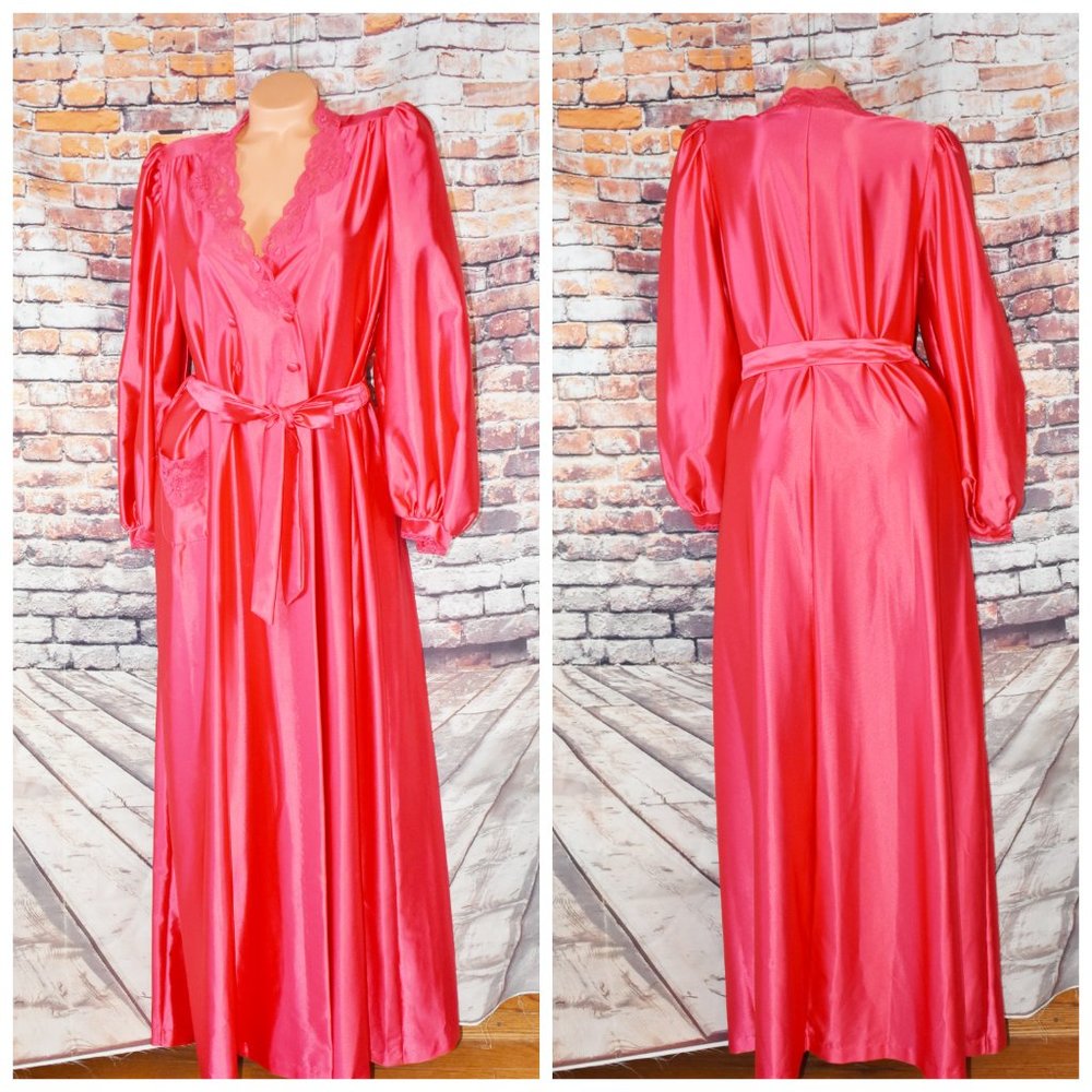 Miss Elaine Medium Long Double Breasted Robe Silky Satin Nylon Puff Sleeves Lace